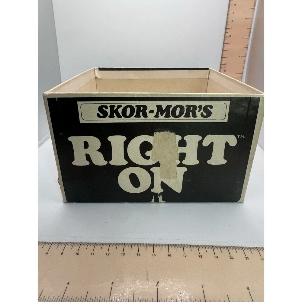 1970s Skor Mor's  Right On Wooden Puzzle Game‎